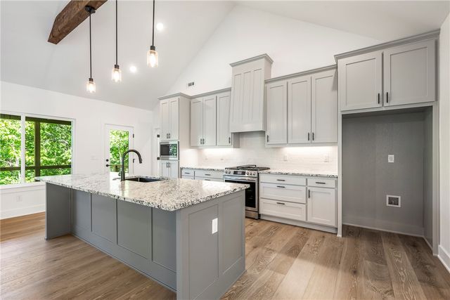 14 Sheffield Drive, Bella Vista, AR 72714