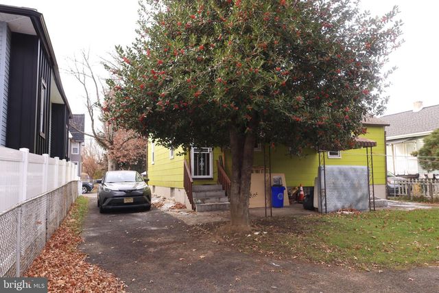 130 PARKER AVE, Oaklyn, NJ 08107