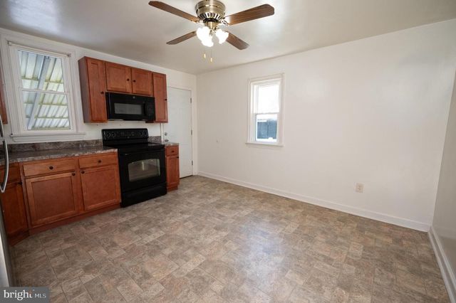 130 PARKER AVE, Oaklyn, NJ 08107