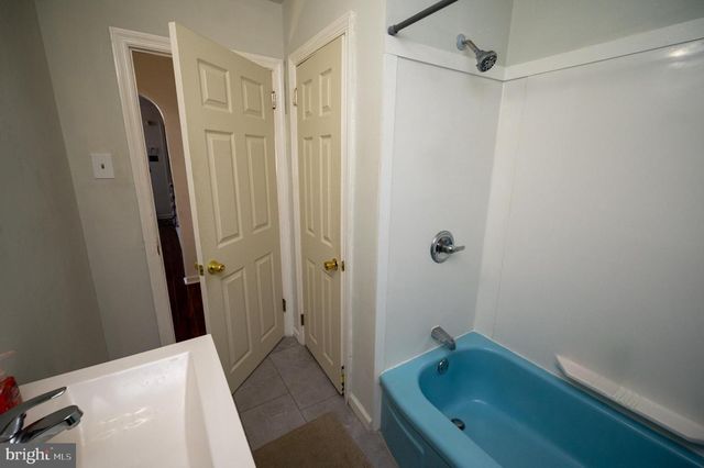 130 PARKER AVE, Oaklyn, NJ 08107