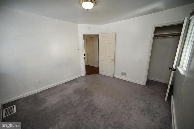 130 PARKER AVE, Oaklyn, NJ 08107