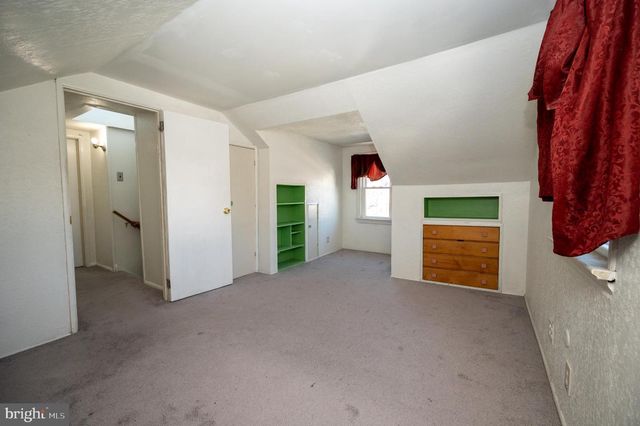 130 PARKER AVE, Oaklyn, NJ 08107