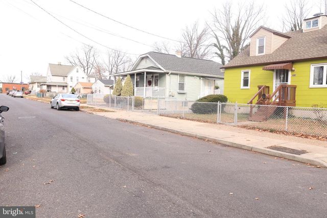 130 PARKER AVE, Oaklyn, NJ 08107