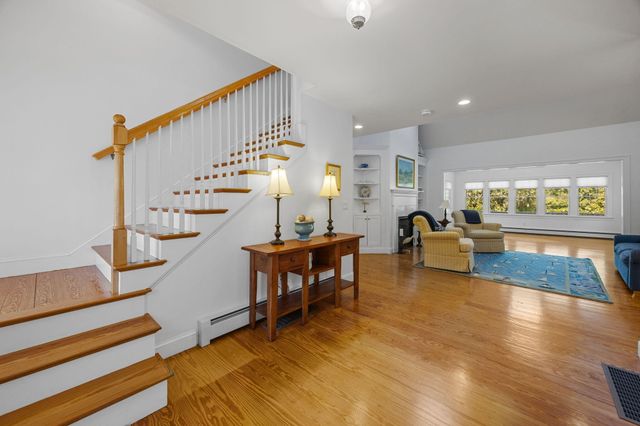 783 Santuit-Newtown Road, Marstons Mills, MA 02648