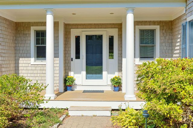 783 Santuit-Newtown Road, Marstons Mills, MA 02648