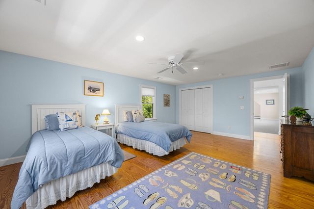 783 Santuit-Newtown Road, Marstons Mills, MA 02648