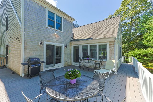 783 Santuit-Newtown Road, Marstons Mills, MA 02648