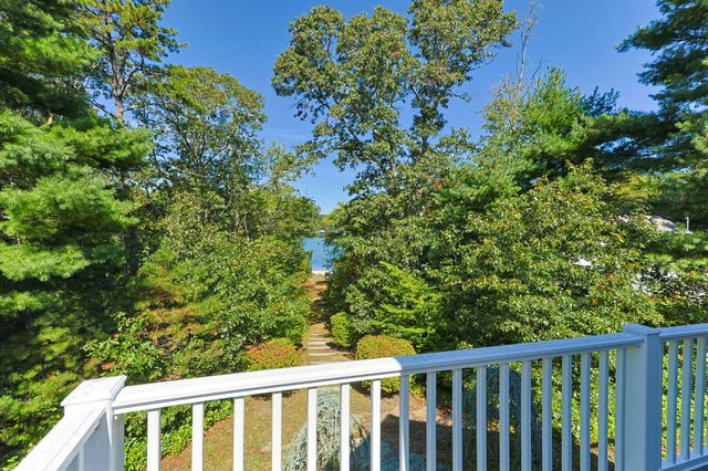 783 Santuit-Newtown Road, Marstons Mills, MA 02648
