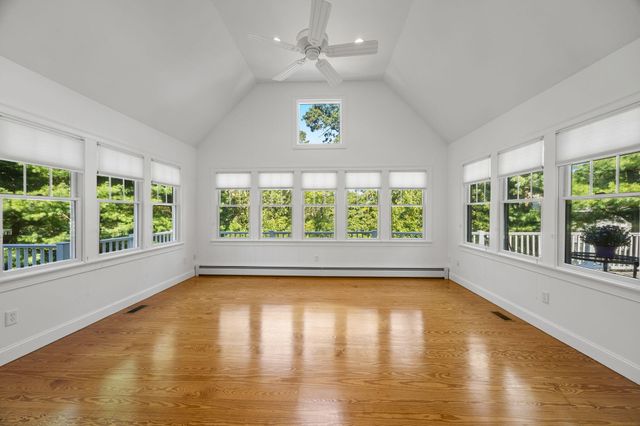 783 Santuit-Newtown Road, Marstons Mills, MA 02648