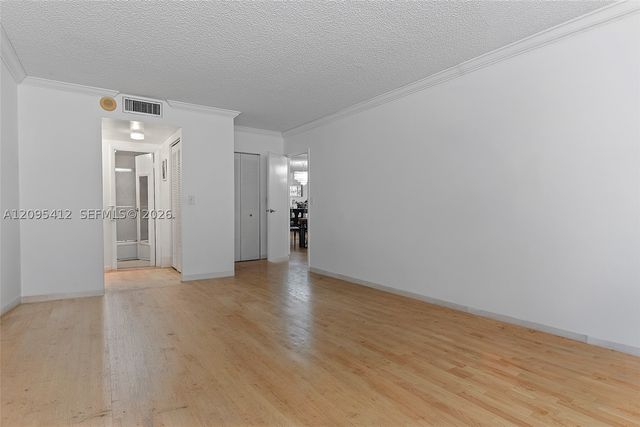 600 Three Islands Blvd 420, Hallandale Beach, FL 33009