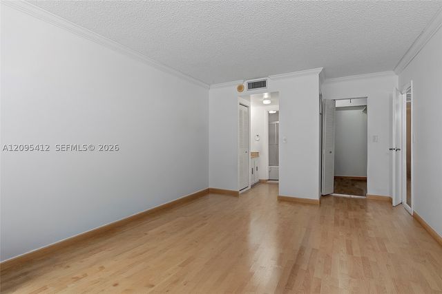 600 Three Islands Blvd 420, Hallandale Beach, FL 33009