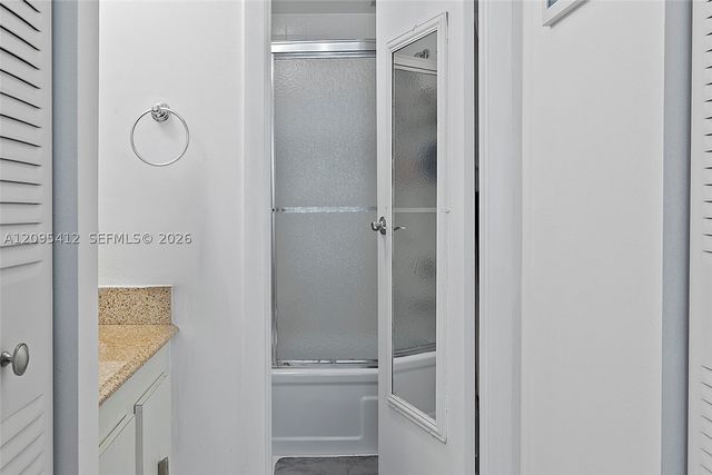 600 Three Islands Blvd 420, Hallandale Beach, FL 33009