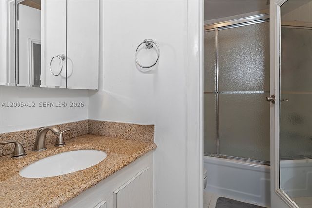 600 Three Islands Blvd 420, Hallandale Beach, FL 33009