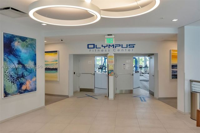 600 Three Islands Blvd 420, Hallandale Beach, FL 33009