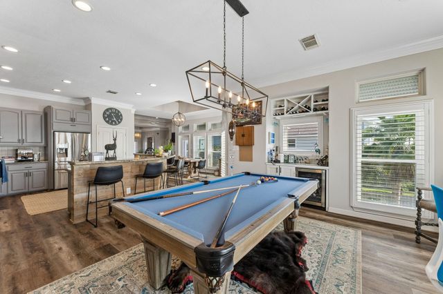 1623 Dick Bay Drive, San Leon, TX 77539