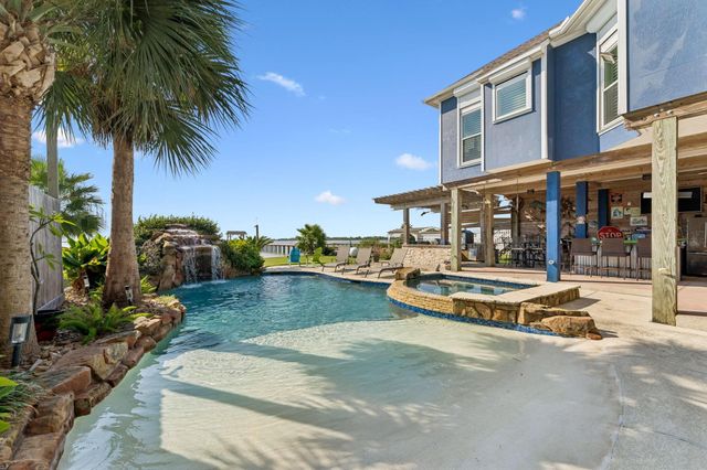 1623 Dick Bay Drive, San Leon, TX 77539