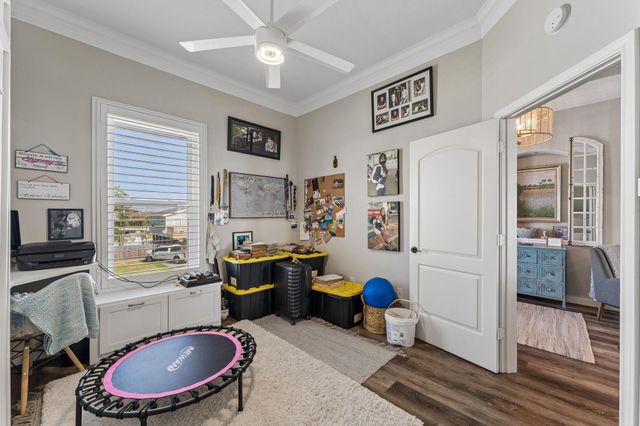1623 Dick Bay Drive, San Leon, TX 77539