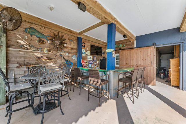 1623 Dick Bay Drive, San Leon, TX 77539