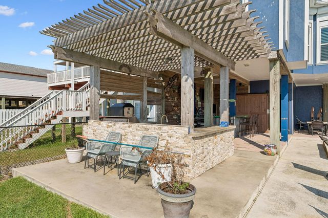 1623 Dick Bay Drive, San Leon, TX 77539