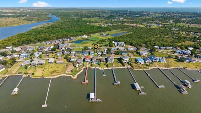 1623 Dick Bay Drive, San Leon, TX 77539
