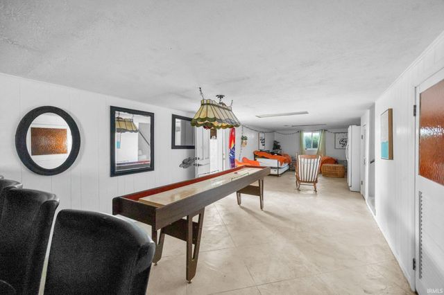 4411 S Triangle Trail, Monticello, IN 47960