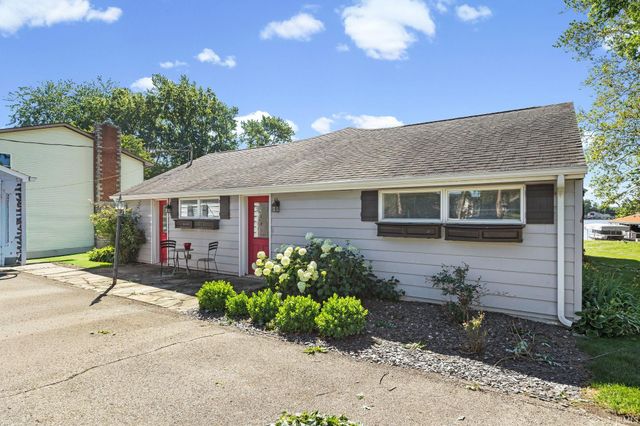 4411 S Triangle Trail, Monticello, IN 47960