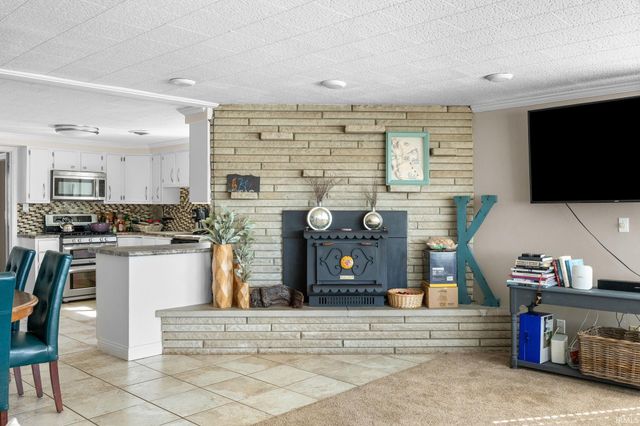 4411 S Triangle Trail, Monticello, IN 47960