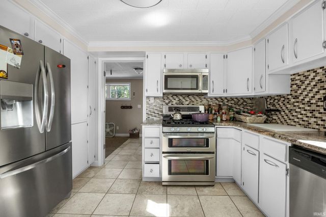 4411 S Triangle Trail, Monticello, IN 47960
