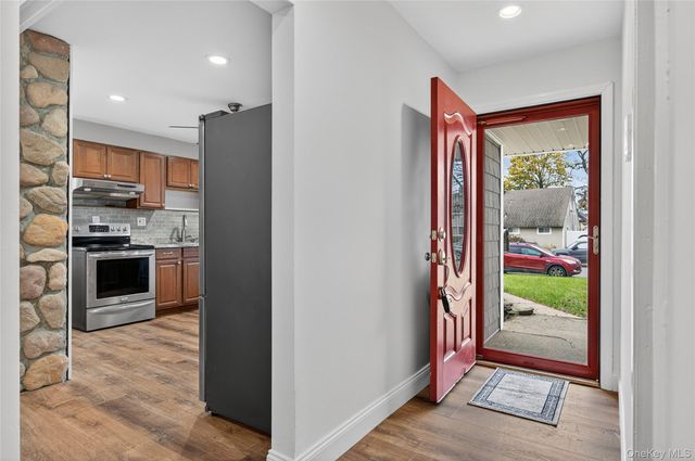 7 Lowland Road, Levittown, NY 11756