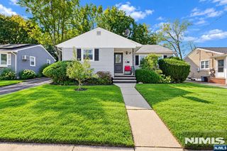 19 Cona Court, Haledon, NJ 07508