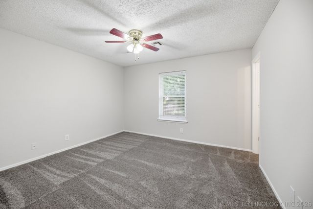 14619 S Yukon Avenue, Glenpool, OK 74033