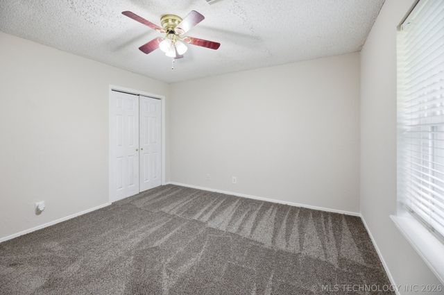 14619 S Yukon Avenue, Glenpool, OK 74033