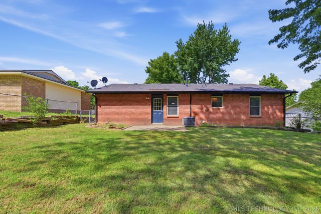14619 S Yukon Avenue, Glenpool, OK 74033