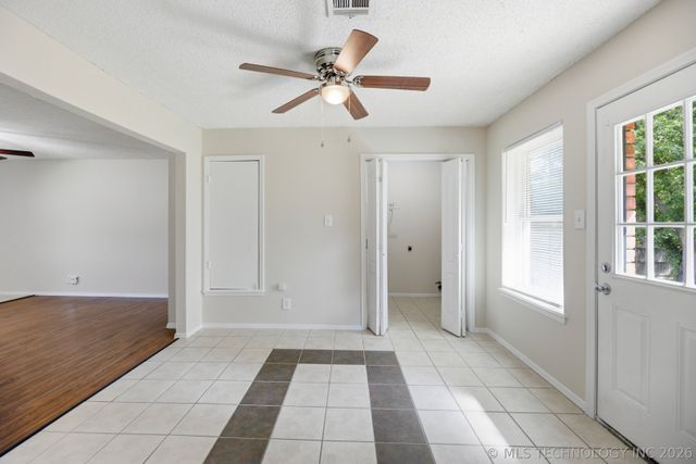14619 S Yukon Avenue, Glenpool, OK 74033