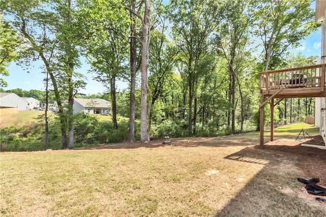 289 Pond Court, Hoschton, GA 30548