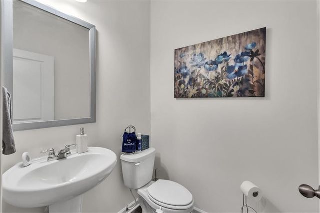 289 Pond Court, Hoschton, GA 30548