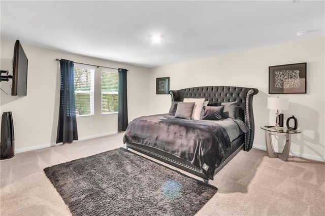 289 Pond Court, Hoschton, GA 30548