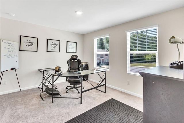 289 Pond Court, Hoschton, GA 30548