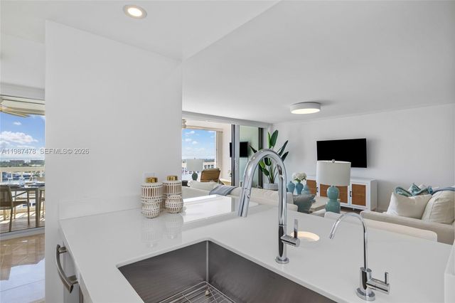 400 N Flagler Drive 2004, West Palm Beach, FL 33401