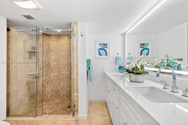 400 N Flagler Drive 2004, West Palm Beach, FL 33401