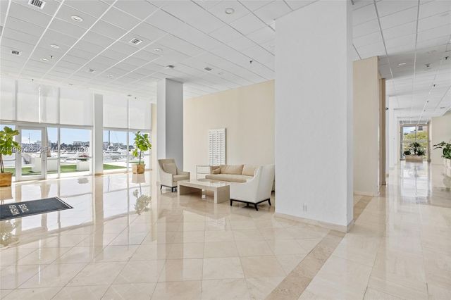 400 N Flagler Drive 2004, West Palm Beach, FL 33401
