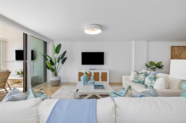 400 N Flagler Drive 2004, West Palm Beach, FL 33401