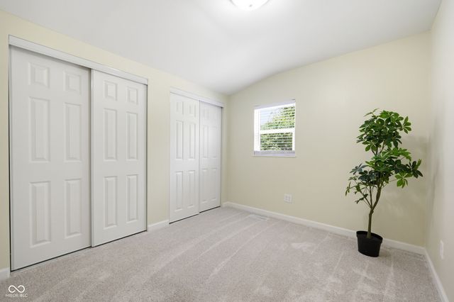 261 N Hillsboro Road, New Castle, IN 47362