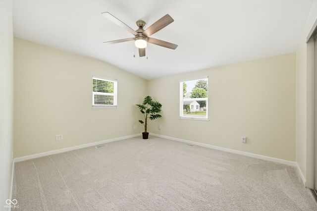 261 N Hillsboro Road, New Castle, IN 47362