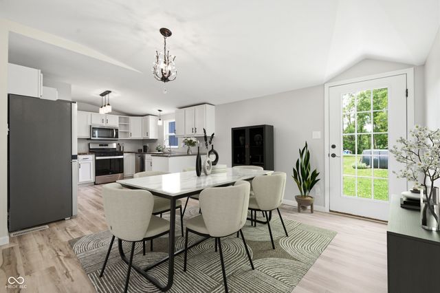 261 N Hillsboro Road, New Castle, IN 47362