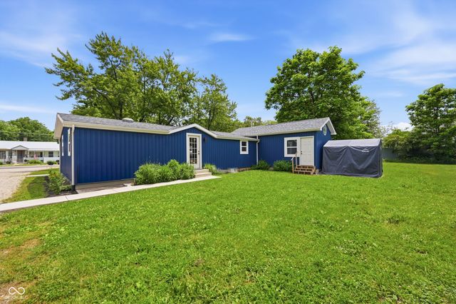 261 N Hillsboro Road, New Castle, IN 47362