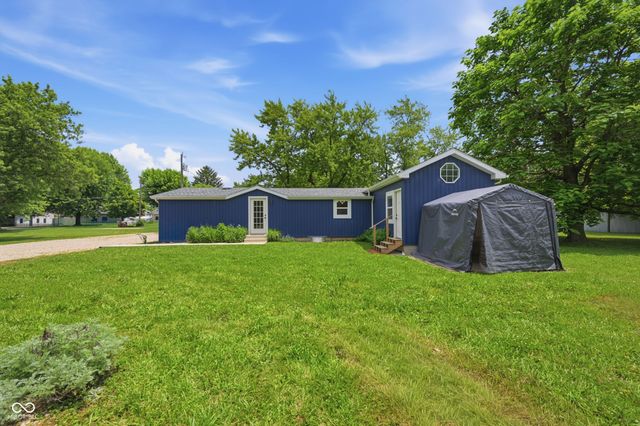 261 N Hillsboro Road, New Castle, IN 47362