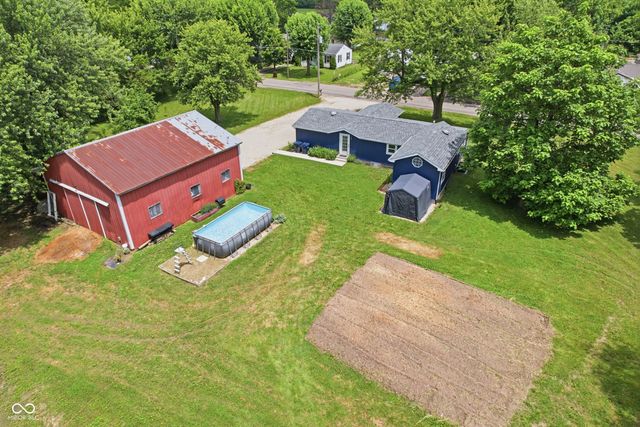 261 N Hillsboro Road, New Castle, IN 47362