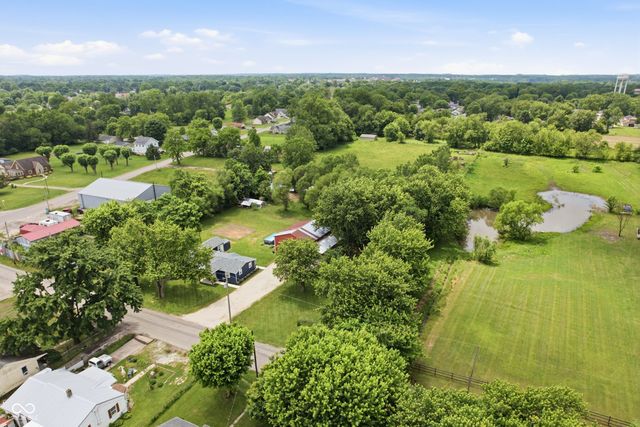 261 N Hillsboro Road, New Castle, IN 47362