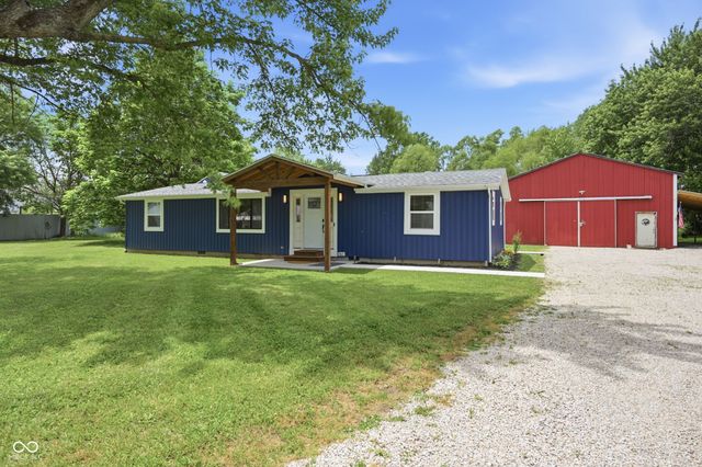 261 N Hillsboro Road, New Castle, IN 47362